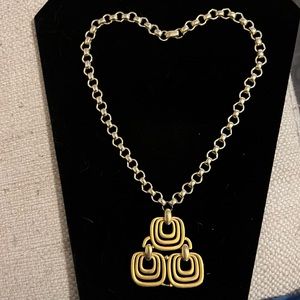 🔥 Vintage gold triad geometric pendant choker necklace